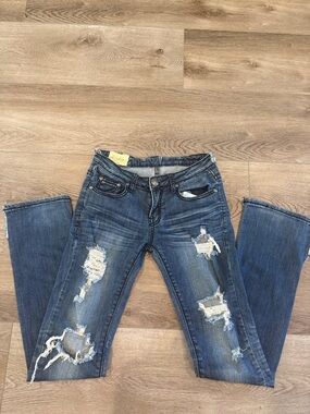 Vintage Machine Women's Distressed Dark Blue Skinny Jeans